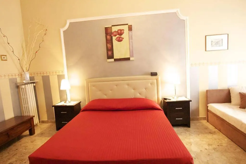B&B Al Teatro Verona 3*,  Italy